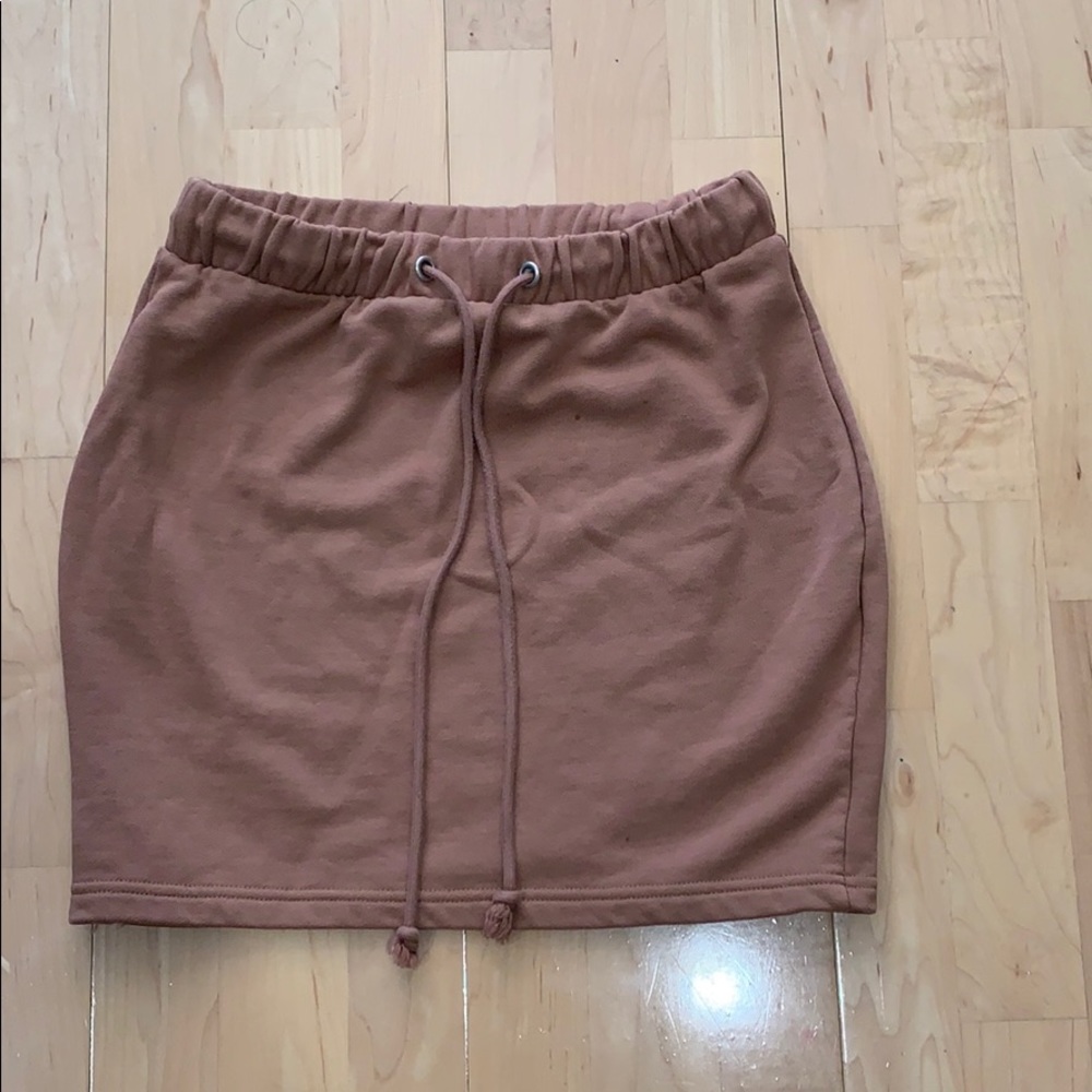 Brown mini skirt